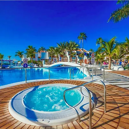 In Parque Santiago Lll Apartment Arona (Tenerife)